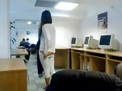 Cô gái tóc vàng dâm trong phim sex vu to lon mup phòng tắm