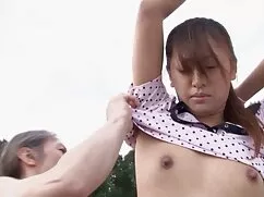 Thiếu niên gai xinh vu to khoe hang