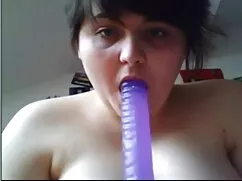 Sinh Emily hardcore phim lon to vu bu với một dương vật,