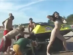 Cô gái được phim sex mong to vu to khó khăn với cô đồ chơi trên máy ảnh