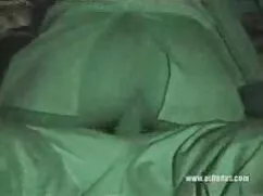 Tự hỏi người phụ chich vu to Nữ bị bắt