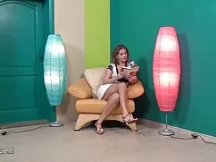 Làm sex vú to tròn đẹp Brooklyn Đuổi gái
