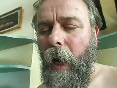 Đồi sex vú to có sữa truỵ