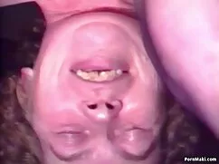 Chỗ xxx gái xinh vú to ngồi