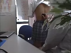 Gian lận thiếu chờ đợi phim sex bu vu to cho bạn trai của cô để lại